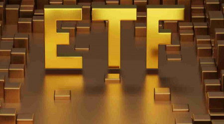 comparativa gráfica entre ETF físico y ETF sintético con elementos de swap