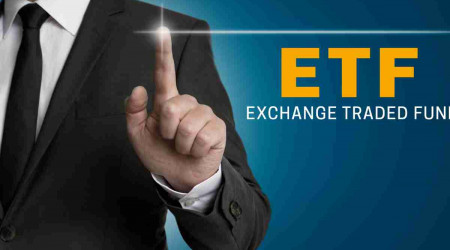 Rotación sectorial en ETFs hacia small caps y value en 2025.